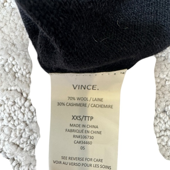 VINCE Vertical Dip Dye Sweater Crew Neck Long Sleeve Wool Cashmere Sz XXS - Picture 8 of 9